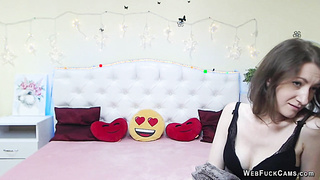 Brunette amateur flashes tits in bra