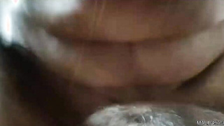 Big Boobs Bhabhi sex with Nokar in Badroom