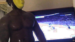 BBC BODYBUILDER WITH A BIG DICK!