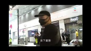 Hong Kong Police Posing as Demonstrators (香港警察假扮示威者)