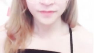 Thai Ultra-Cute Nubile // Sexphone