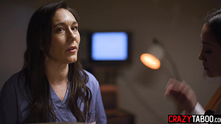 Panic nurse asked doctor for the help