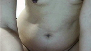 Sexy Horny Asian Camgirl Loves to Show off On Cam