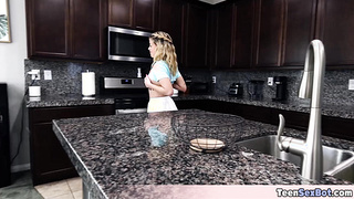 My stepsis Ashley let me fuck her pussy