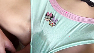 Pussy Rubbing Panties Ceampied On [censored] Sex