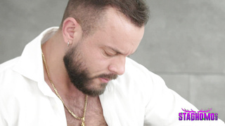 Bastian Karim fully strips nude with Sir Peter