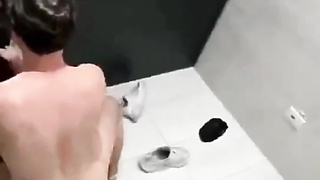 클럽 화장실에서 팬트리 국산야동 한국야동 최신야동 무료야동 무료입장