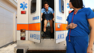 Ambulance driver bareback fucks TS nurse in mobile