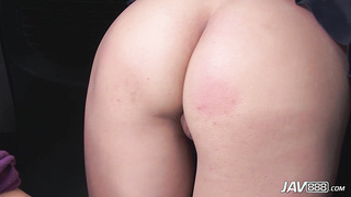 JAV888 Japanese spinner Fu Sazanami wants his cock