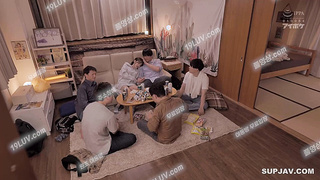 5158 [일 제거작]원본 2시간35분 남친 따라갔다가 밤새 돌림빵 당하네 1 텔레 SSB892