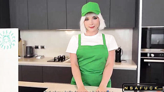 Blonde Stepsister in Shorts Offered to R