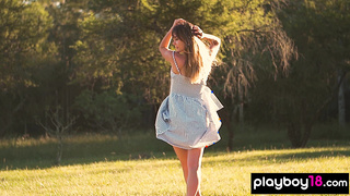 Hot Ukrainian Lilii posing naked outdoor