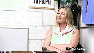 Blonde cougar enjoys officers fat dick