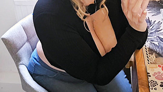 I love your cock when I can play with it Iam horny