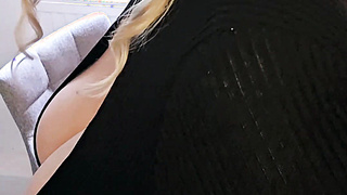 I love your cock when I can play with it Iam horny