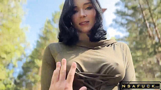 Stepsister was so Horny in the VR Game