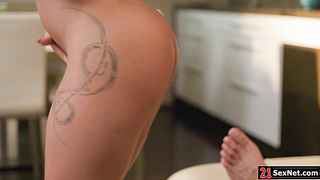 Big tits ebony ass fucked by european bf