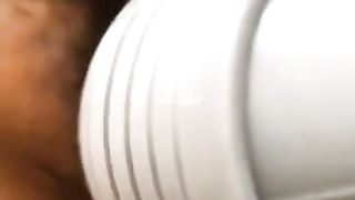 价值千元的极品双马尾萌妹金主定制SM强制高潮视频!