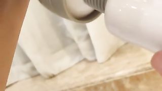 器具束缚强制开腿，持续虐阴高潮失禁（片尾彩蛋)