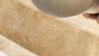 器具束缚强制开腿，持续虐阴高潮失禁（片尾彩蛋)