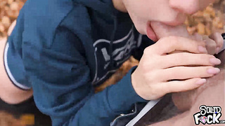 Stepsisters Quickie Risky Blowjob in National Park