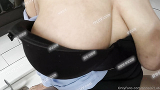 5234 OnlyFans K컵 안나 똥까시 딸딸이녀 오피스룩 주방에서 2 텔레 UBE892