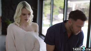 Desperate blondie wants to get pregnant