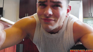 Blain OConnor fucked by his landlord Damian Night