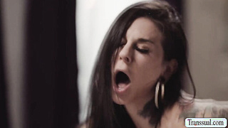 Tranny Jade Venus fucks her MILF stepmom Joanna