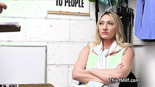 Thick dicking of blonde cougar on the office desk