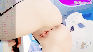 Hot Japanese babe Playing With Her Pussy