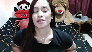 Horny Babe Wants to Be Amazing Fingers Pussy on Cam