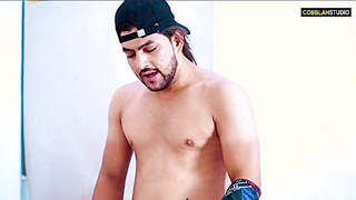 Dotted Nipple of good looking Indian girl - HD