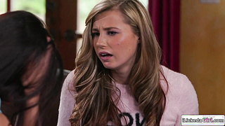 Teen babe pussy licking pornstar stepmom