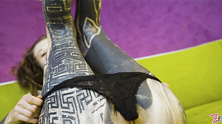 Ceci Milkymouzz wants to stuff her delicious pussy