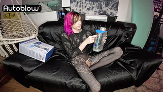 Asteria LOVES to have a QUIKIE with Autoblow AI Ultra