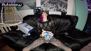 Asteria LOVES to have a QUIKIE with Autoblow AI Ultra