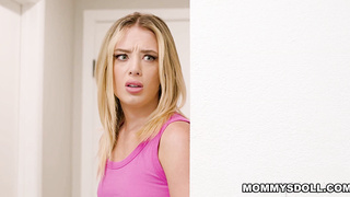 Stepdaughter caught her stepmom camming