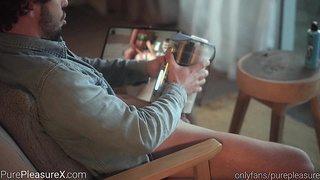 Carl gets an INTENSE blow from AutoBlow IA Ultra