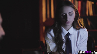Tommy Pistol gets seduced by Penelope Kay