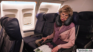 Watch this threesome in the airplane comfortroom