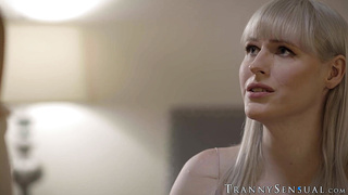 Sizzling hot Kenna James and shemale Lianna Lawson have amazing sex together