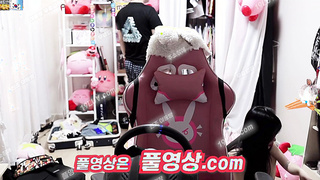 5460 에디린 유출 애들이 방송중이라는데 후다닥 ㅋㅋㅋ Korean 텔레 UBE892