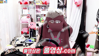 5460 에디린 유출 애들이 방송중이라는데 후다닥 ㅋㅋㅋ Korean 텔레 UBE892