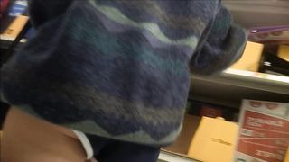 Japanese School Schoolgirl Runner Cut-Offs Uncovering Cheeks