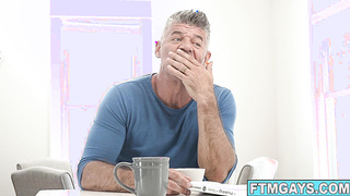 Dude looks like a lady!