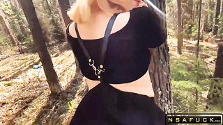 Girlfriend Deepthroat and Passionate Fuc