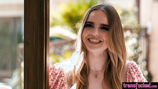 Teens gave a blowjob to big tits tranny