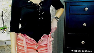 German MILF with glasses on webcam