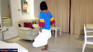 Pretty Thai MILF in a homemade sex tape